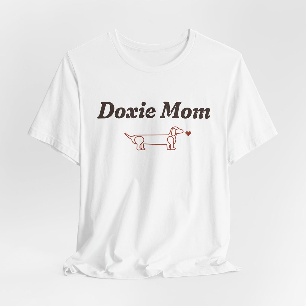 Doxie Mom Tee | Cute Dachshund Mom T-Shirt